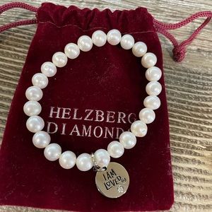 Helzberg Pearl bracelet.